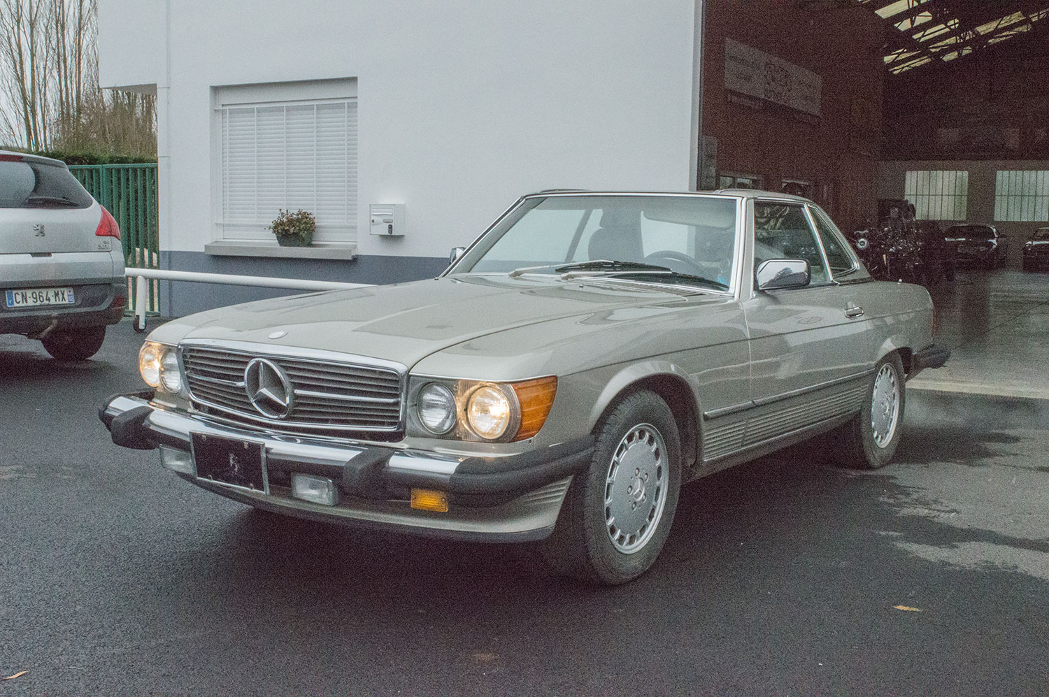 Mercedes 560 SL